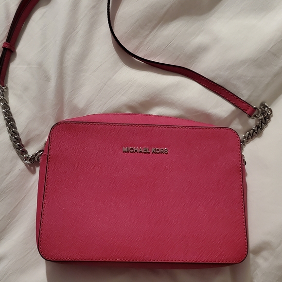 Michael Kors Handbags - Michael Kors Crossbody Bag